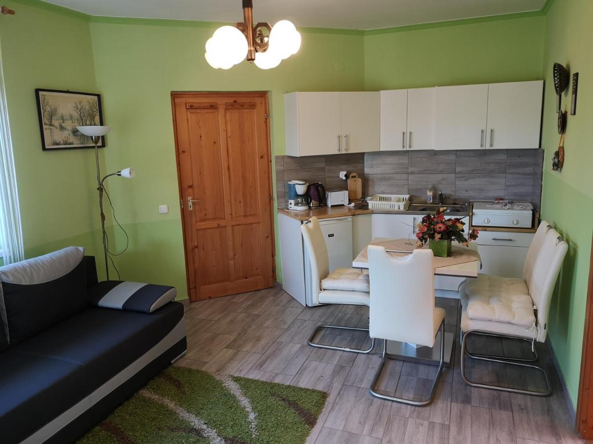 Fortuna Apartman Бюк Экстерьер фото